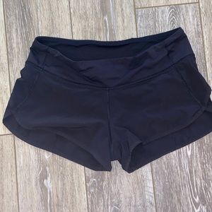 classic black lulu lemon running shorts